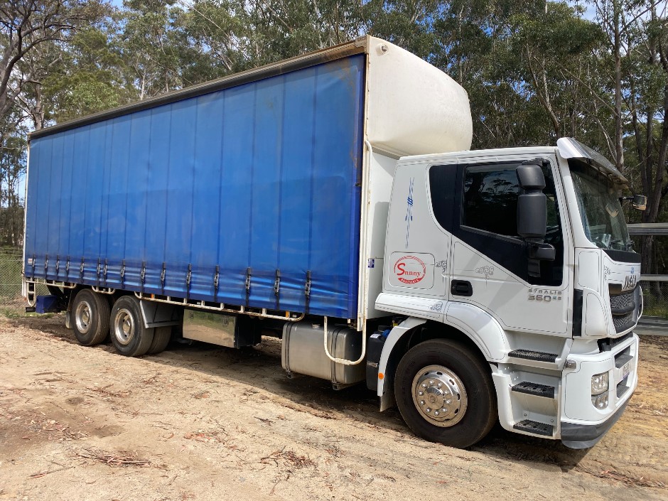 2016 Iveco Stralis ATi 360  6x2 Curtainsider Truck