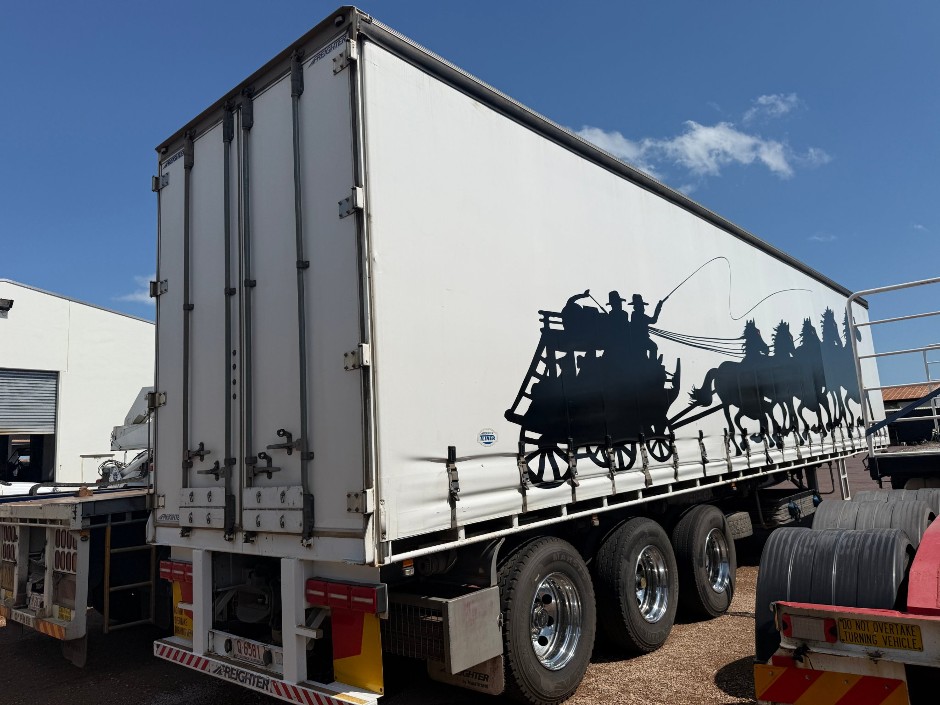 2020 Maxitrans Freighter ST3 Curtainsider