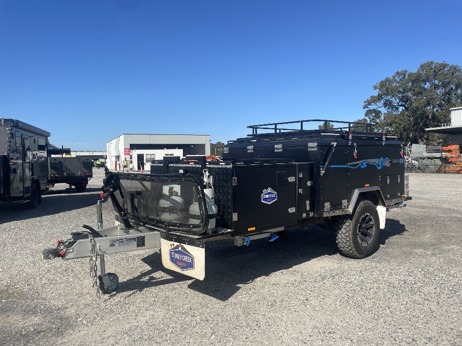 2022 Stoney Creek SC-FF Camper Trailer