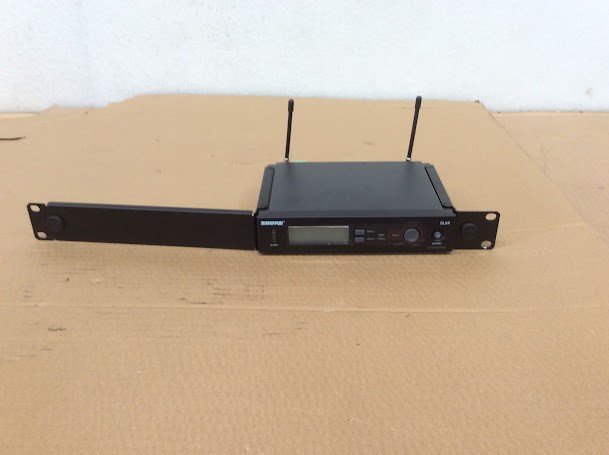 Shure SLX4L-L4 Wireless Receiver