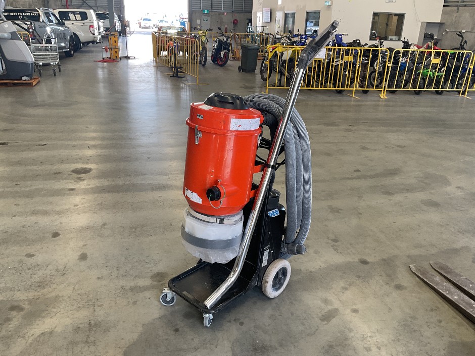 Husqvarna Vacuum Cleaner