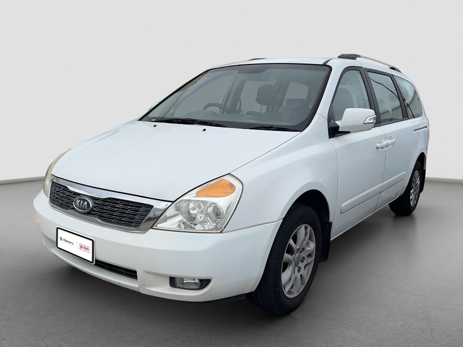2010 Kia Carnival EXE Petrol
