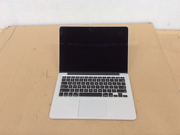 APPLE MACBOOK PRO A1425 EMC2672 Laptop i7-3540M 8GBRAM/750GB