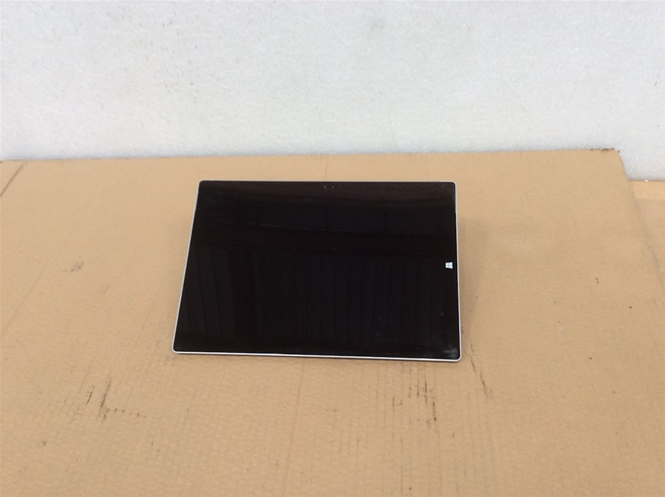 Microsoft Surface Pro 3 (1631) Laptop i5-4300U 4GBRAM 128GB