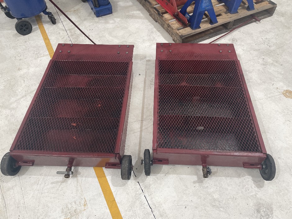 2x Portable Chemical Catch Trays