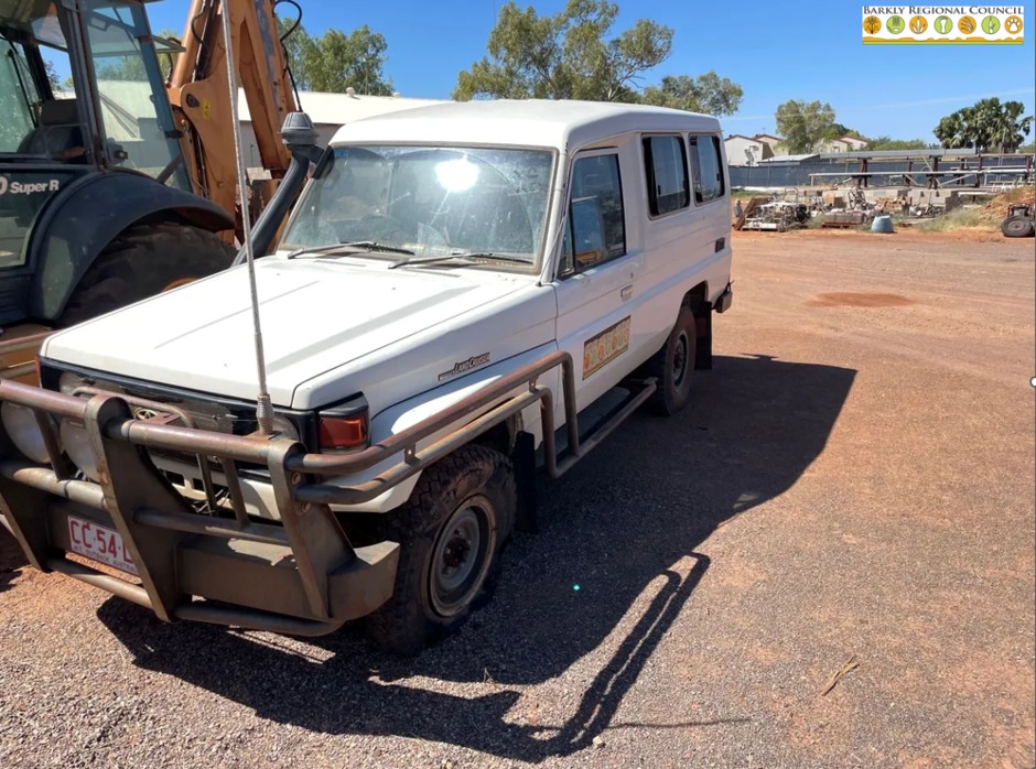 2005 Toyota LandCruiser Troop Carrier Diesel