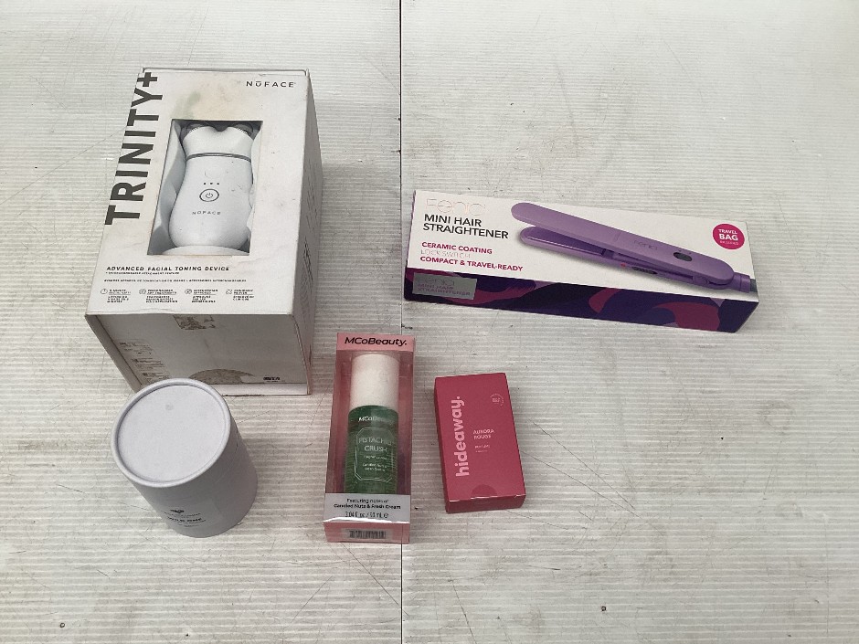 Fenici Mini Hair Straightener Plus Perfumes