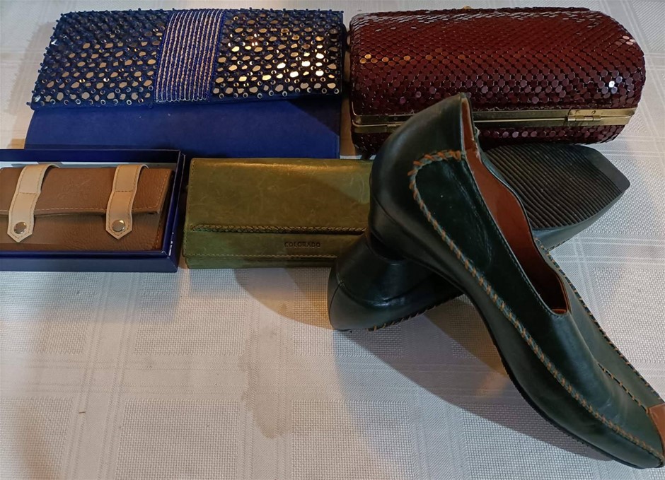 Ladies Bags and Shoes 40 , minor use . Used