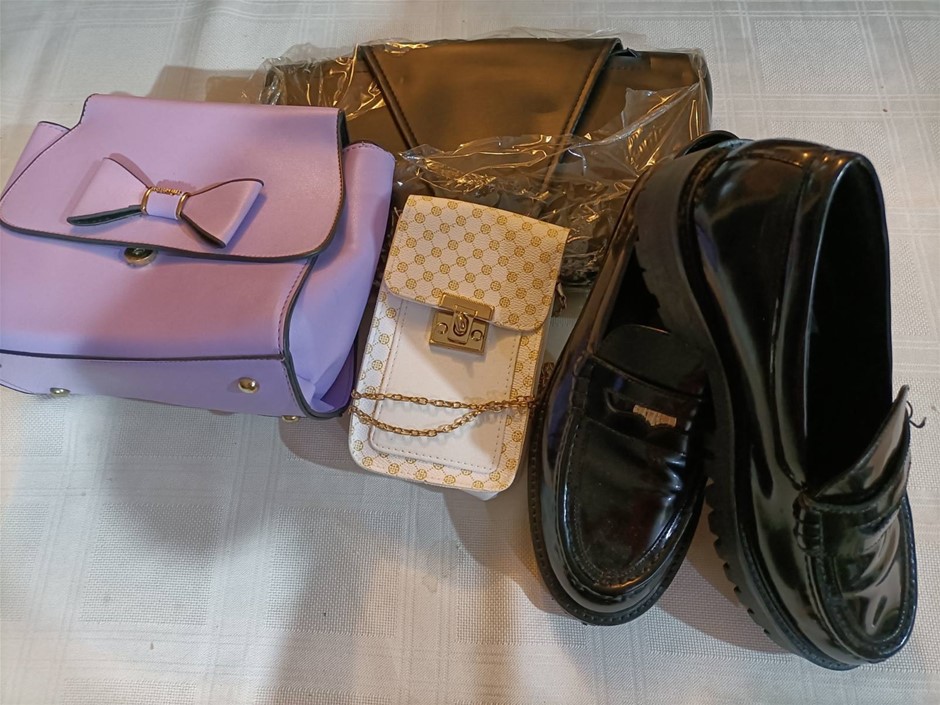 Country Road Shoes 42 and Bags all as New . Others
