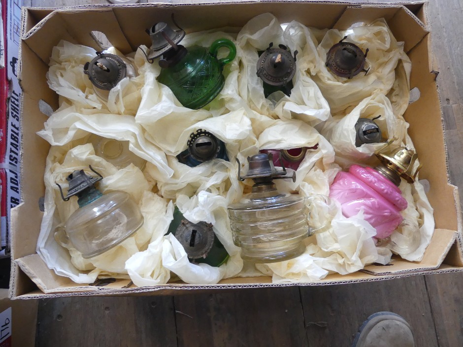 Antique & Vintage Ceramics And Collectables