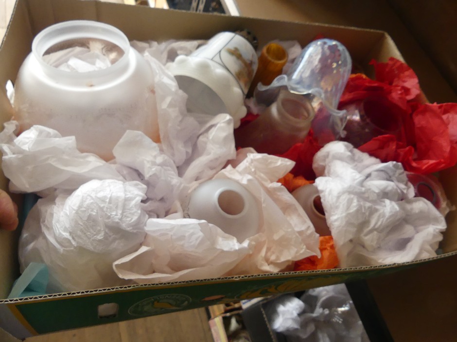 Antique & Vintage Ceramics And Collectables