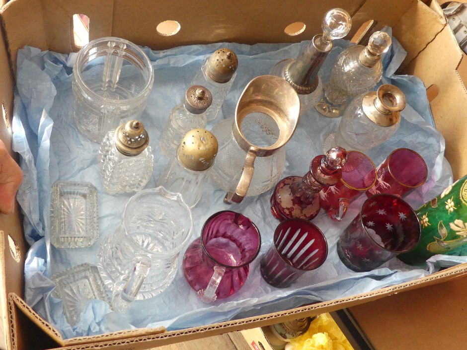 Antique & Vintage Ceramics And Collectables