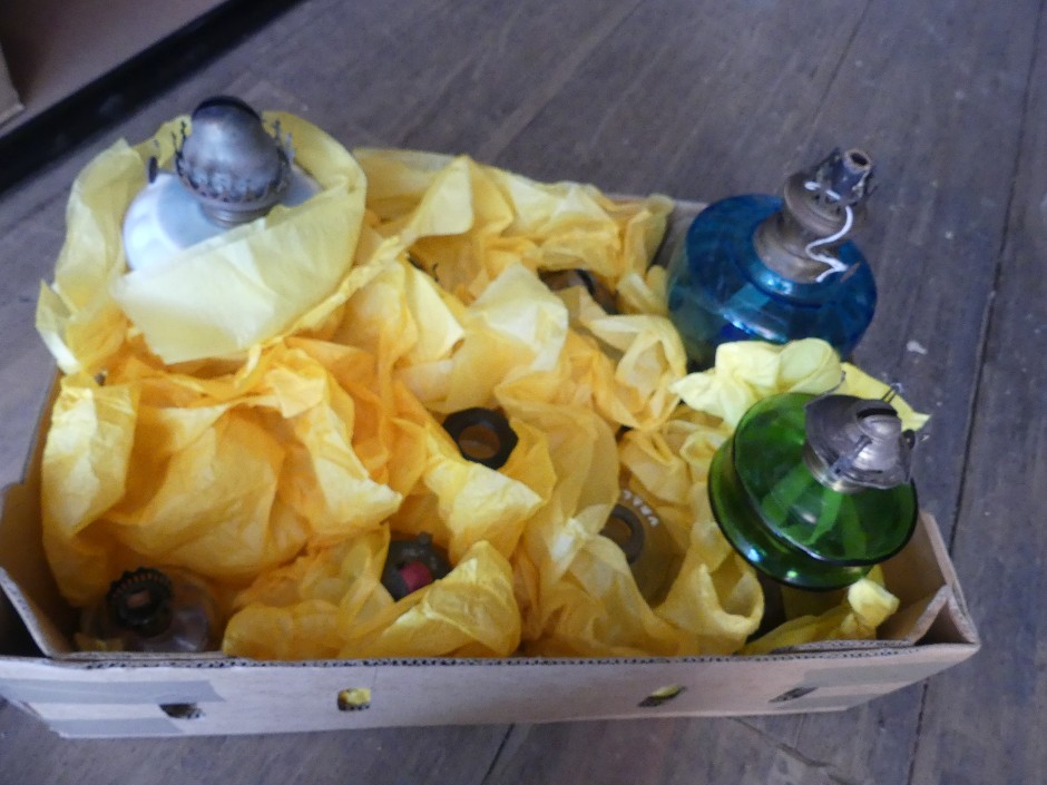 Antique & Vintage Ceramics And Collectables