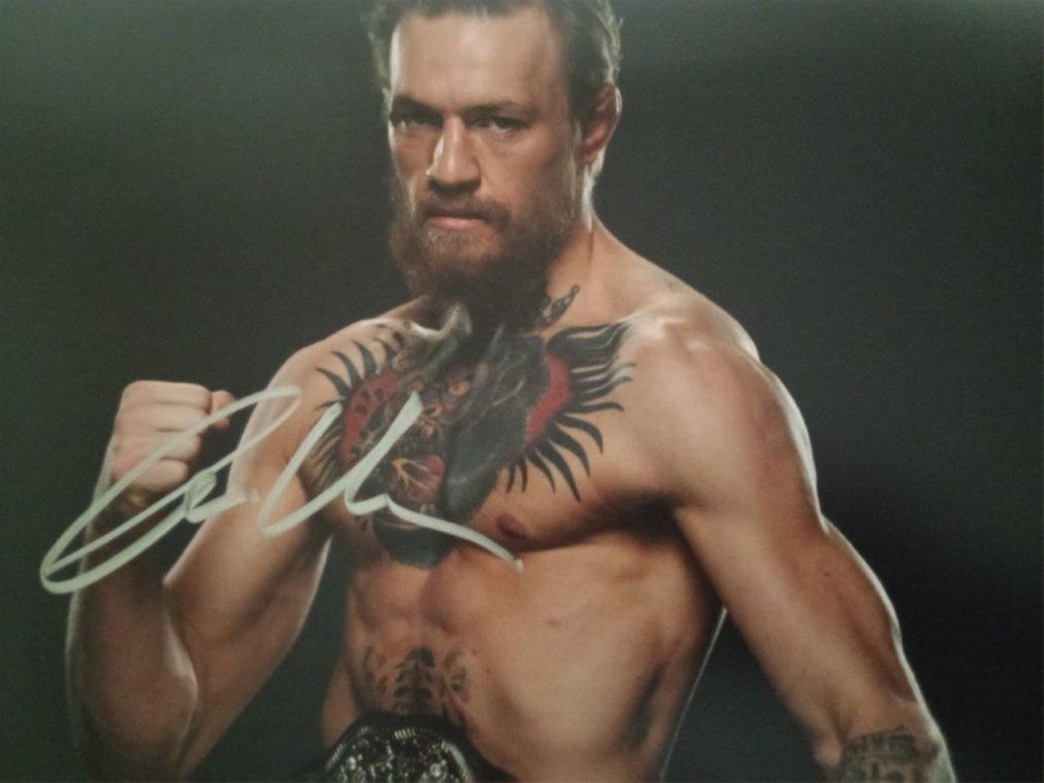CONOR McGREGOR SIGNED UFC PHOTO