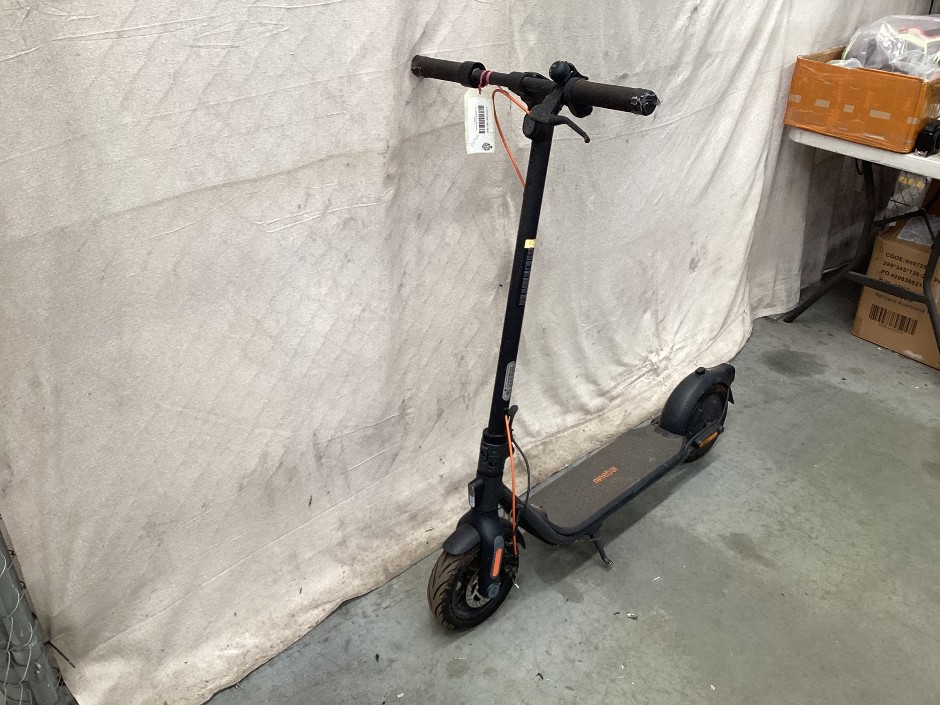 Ninebot KickScooter F2 Plus Electric Scooter