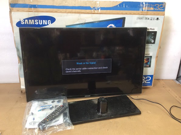 Samsung UA32F4000AM 32" LED LCD TV