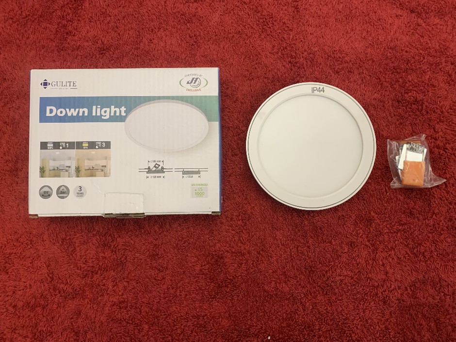 15 x Gulite 9W LED Down Lights, 9W (Unused)