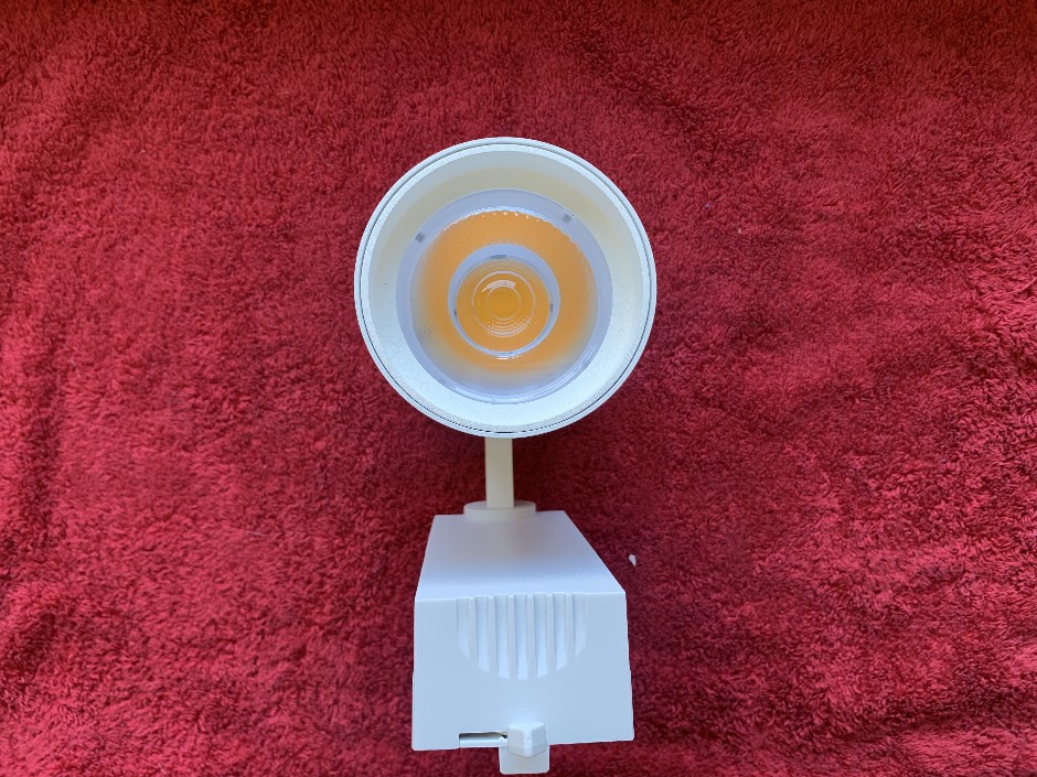 4 x White DGT Down Lights, 45W with 4 x Slider Tracks