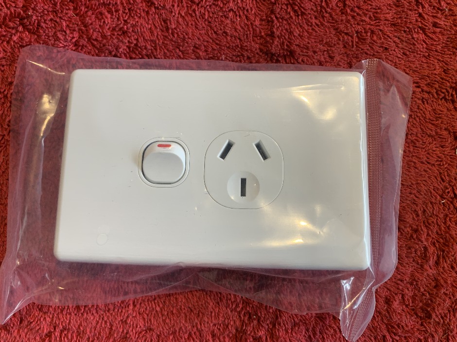 2 x Boxes of Jinhang Single Powerpoints, Horizontal