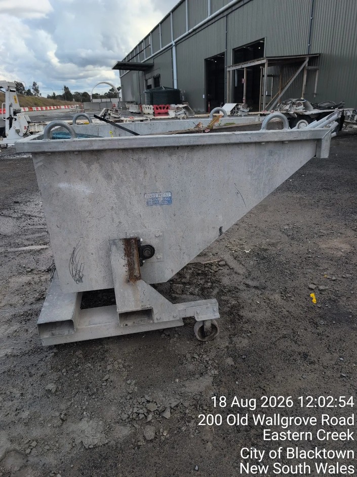 EAST WEST TIP BUCKET (Site ID: 267)