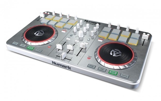 Numark Mixtrack 2 II DJ USB / MIDI Contr