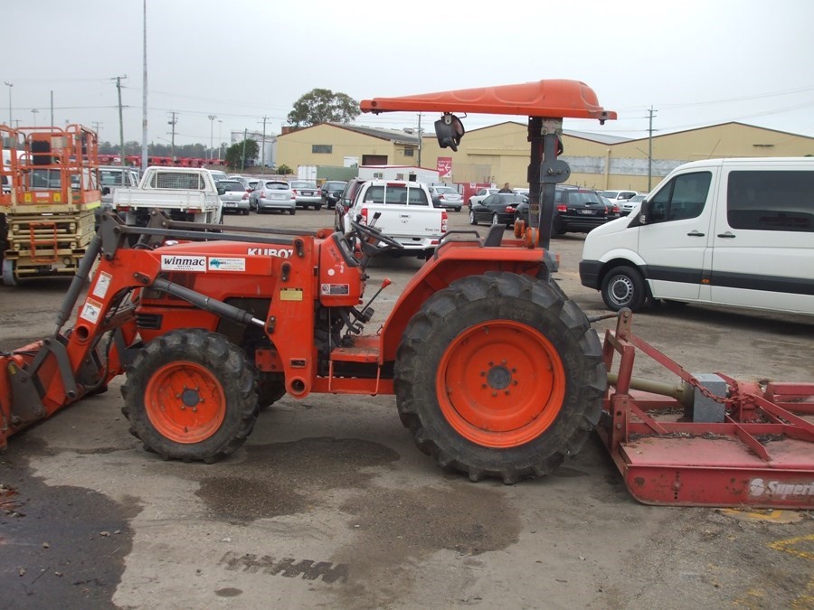 Kubota MX5000 Utility Special Tractor Auction (00027005774) Grays
