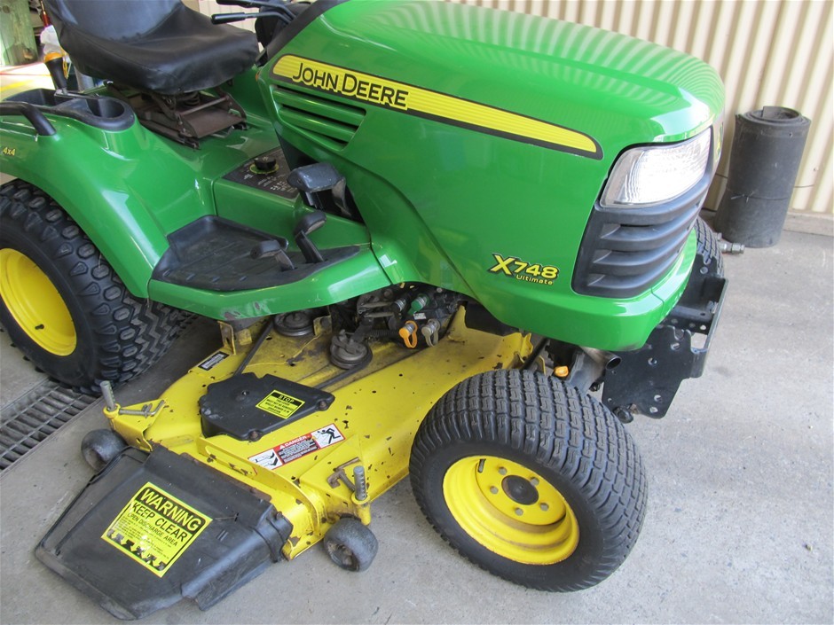 Ride On Mower John Deere X748 Ultimate 4wd With 60 Inch Deck Auction