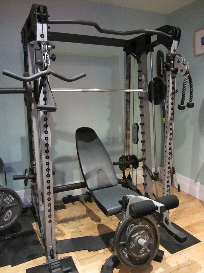 Nautilus NT-CC3 Smith Machine with cable crossover Auction (0001