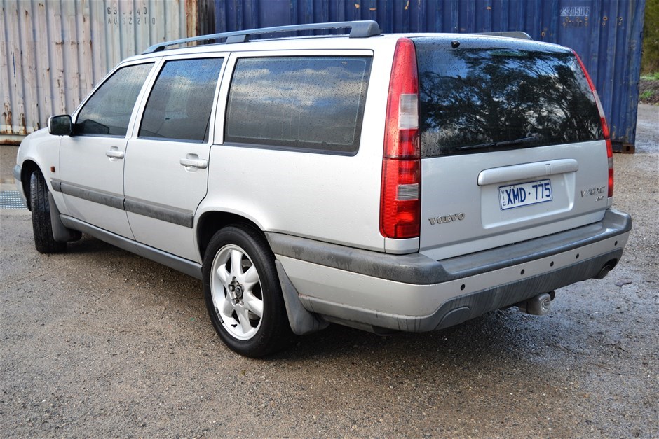 1999 Volvo V70 XC AWD Turbo, 179 307, Automatic Auction (0001-3011296 ...