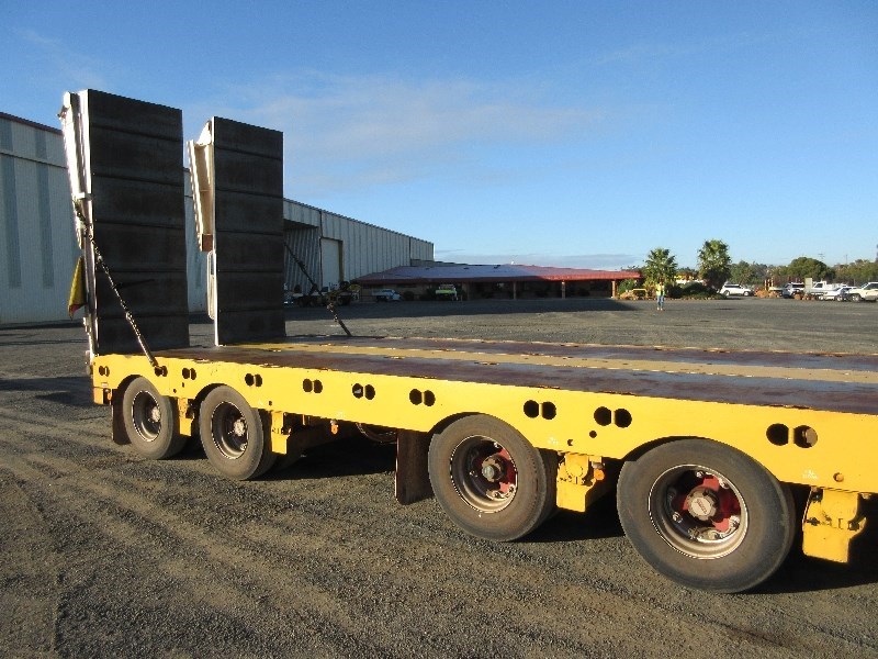 08/2012 Drake Quad Axle Low Loader Trailer Auction (00079002777