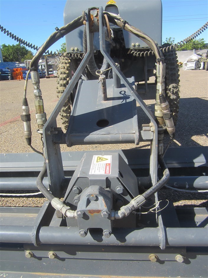 Somero Copperhead XD Laser Screed Auction (00017008282) Grays Australia