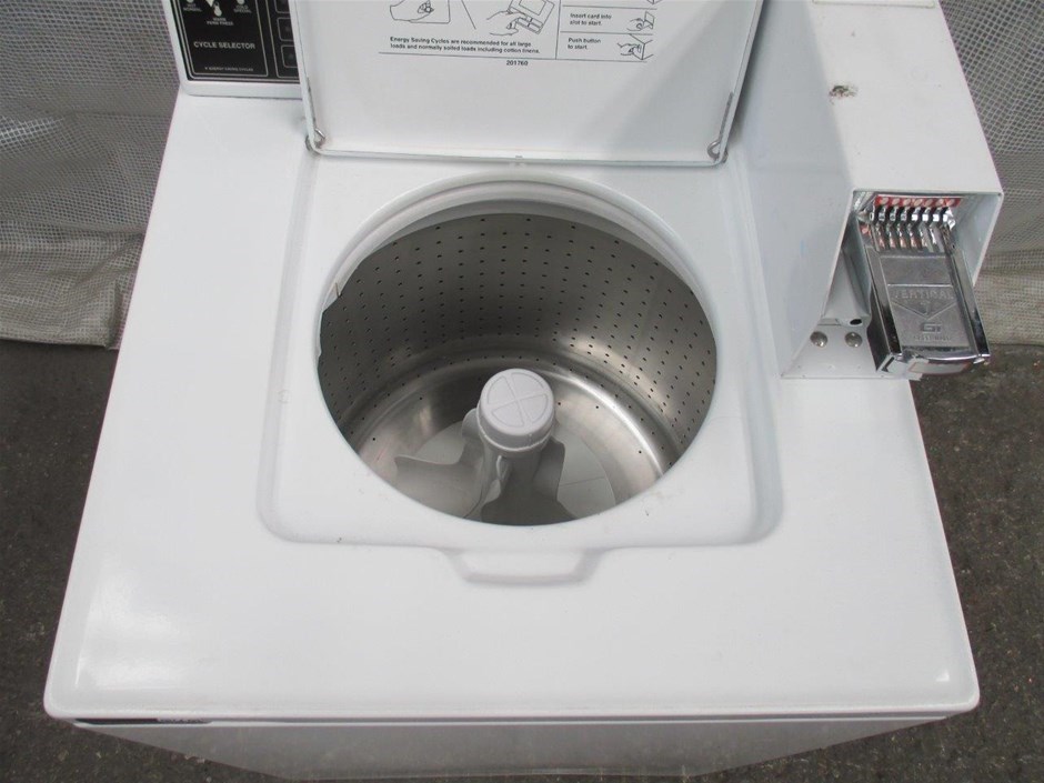 Speed Queen Coin Operated Commercial Top Load Washer Auction (0007