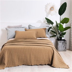Dreamaker Premium Quilted Sand Wash cove
