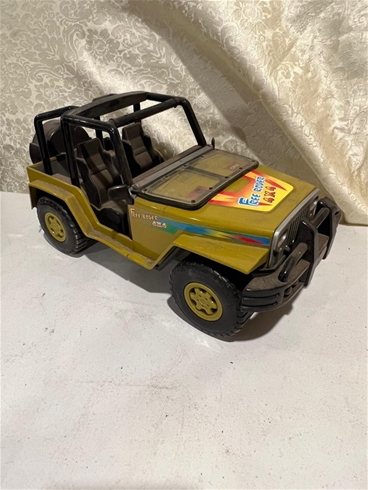 Free Roder Antique Jeep Auction 0002