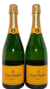 Veuve Clicquot Champagne NV (2x 750mL), 